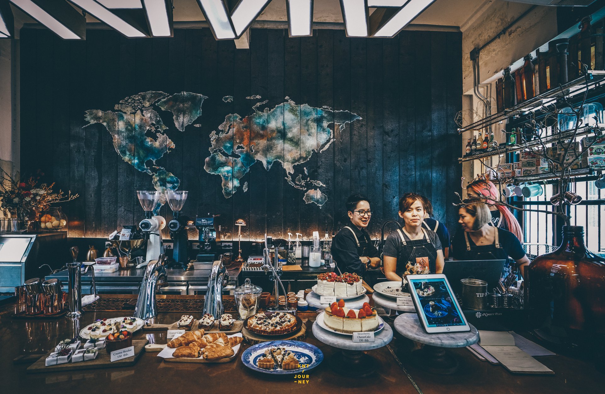 NANA COFFEE ROASTER x ONEDAY WALLFLOWERS KANT