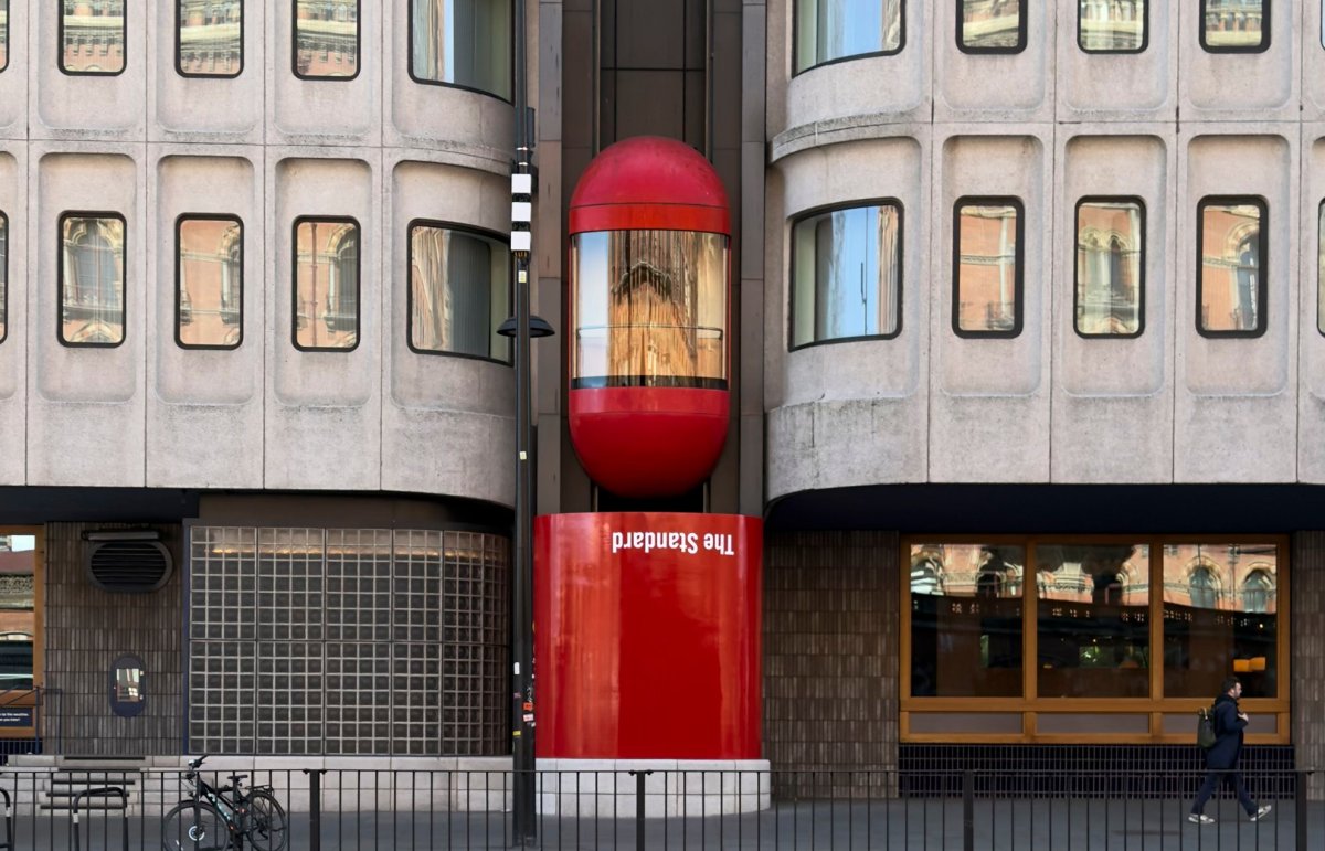 รีวิวโรงแรม THE STANDARD LONDON Hotel โรงแรมลอนดอนทำเลดี