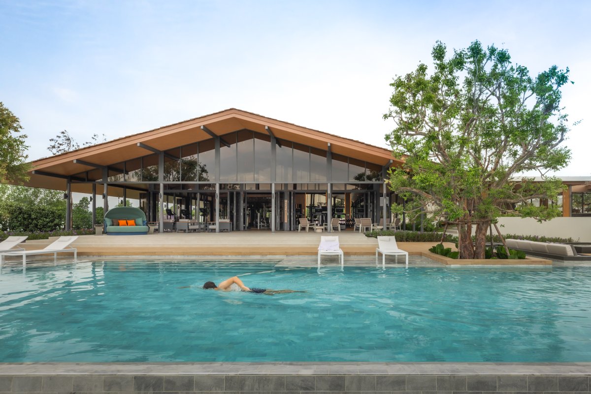 สระว่ายน้ำระบบเกลือของ Clubhouse