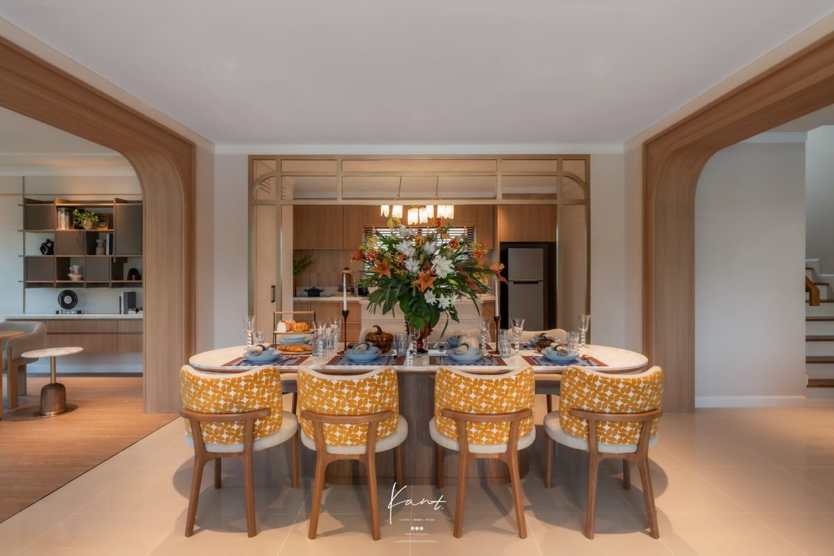 Dining Area โต๊ะอาหารยาว บ้านตัวอย่าง VALLERIA