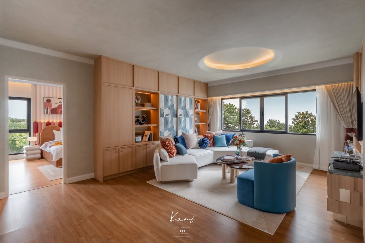 Family Area ชั้นบน ผนัง Built-in และชั้นโชว์